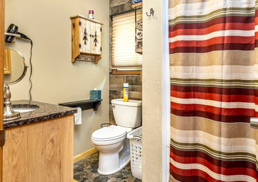 Cabin #4 – Riveria