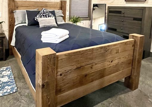 Cabin #5 – Creekside Retreat