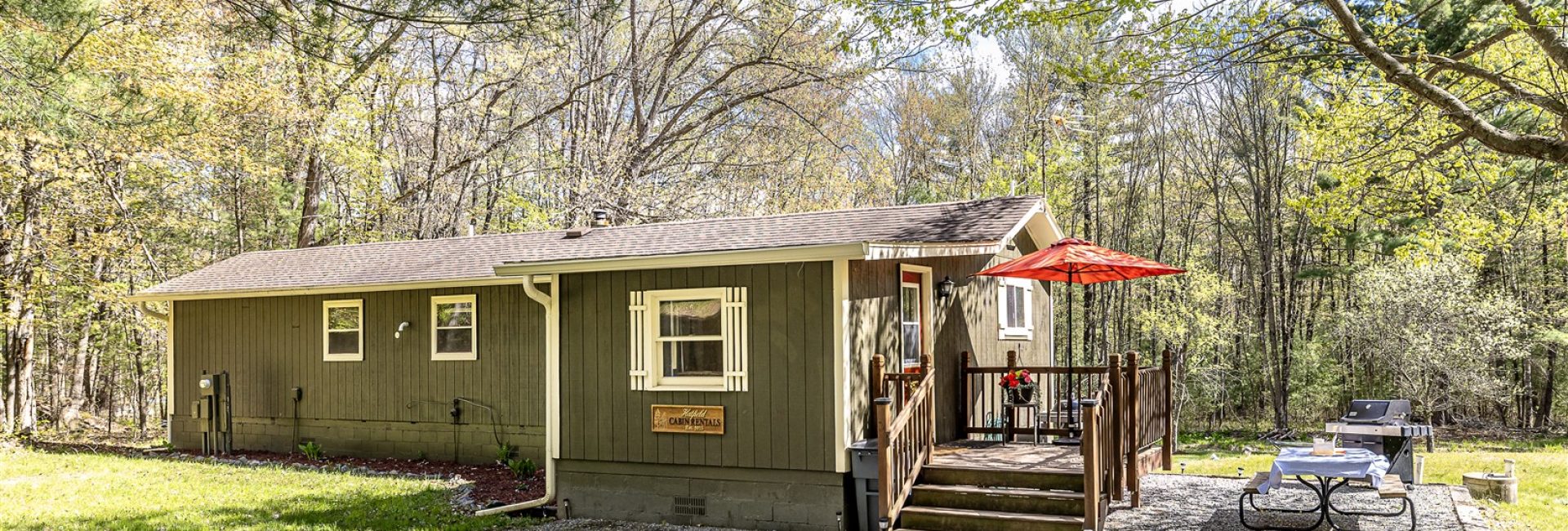 Cabin #3 – Trailside Retreat